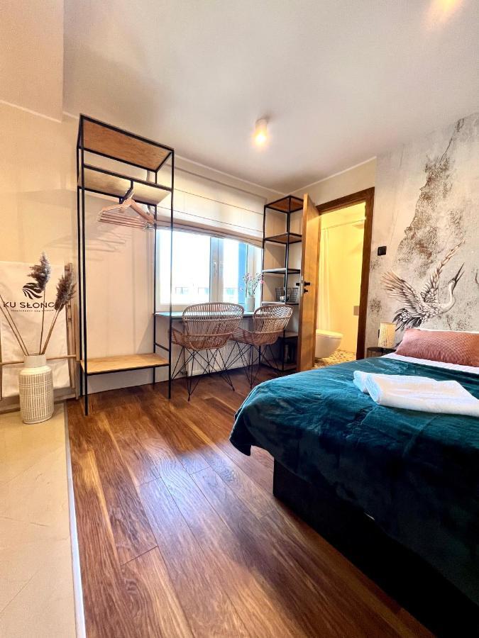 "Ku Sloncu" -Pokoje& Apartamenty - Jastrzębia Góra Eksteriør billede